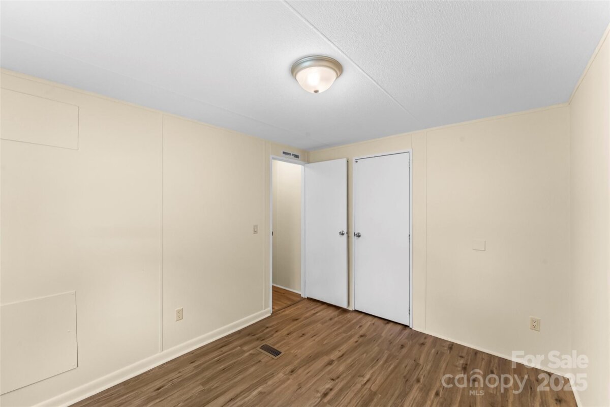 4241573p