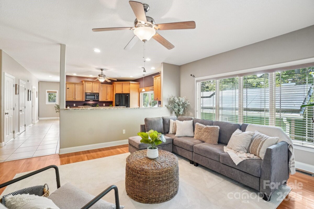 Avery Creek 7 4245458g