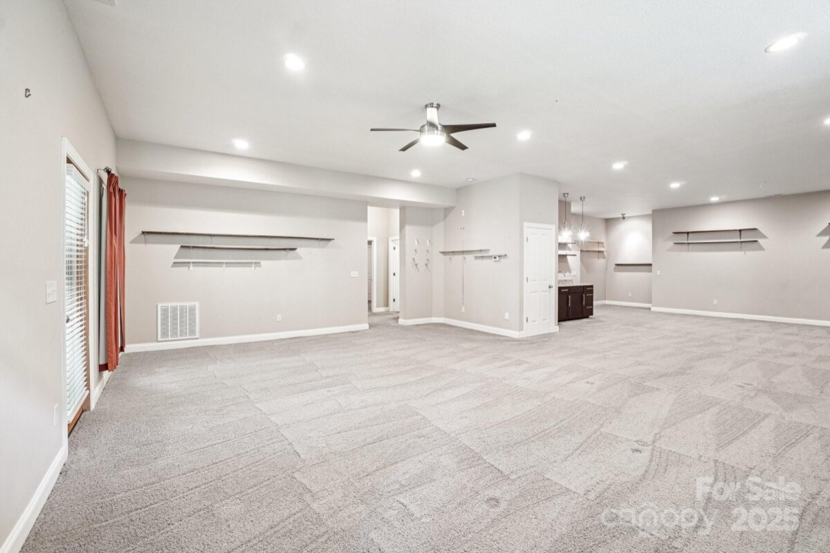 Avery Creek 26 4245458z