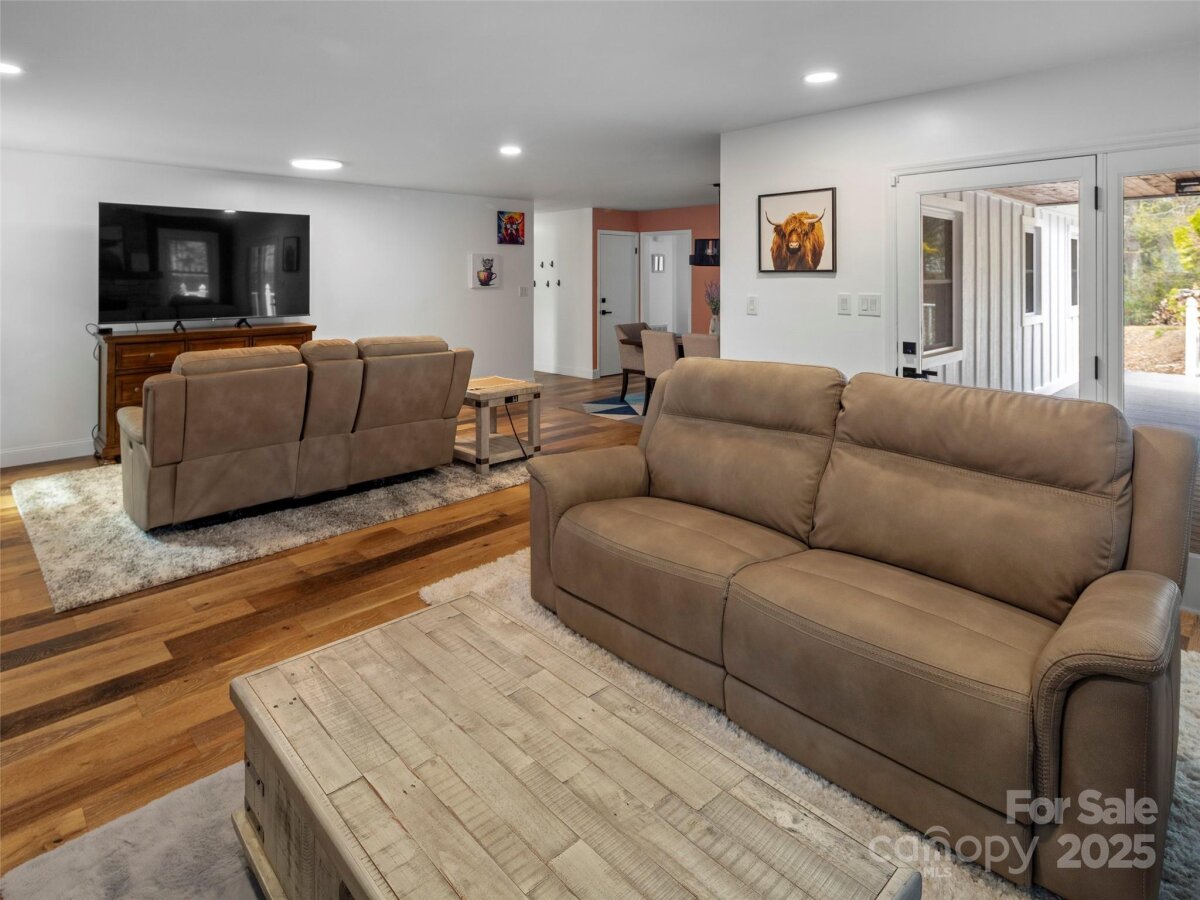4249216n