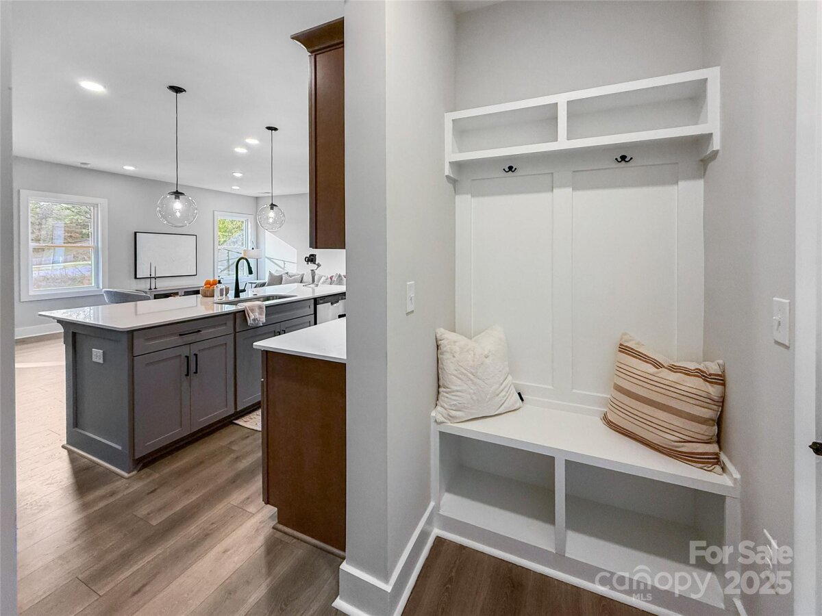 Weaverville 19 4254362s