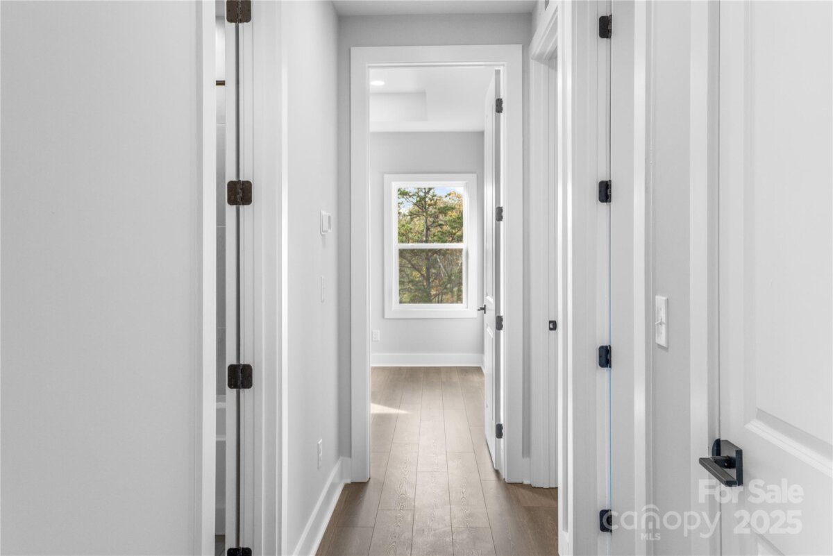 Weaverville 26 4254362z