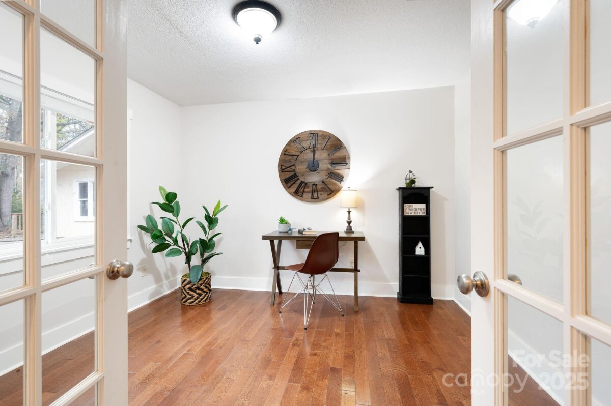 Fairview 11 4257767g