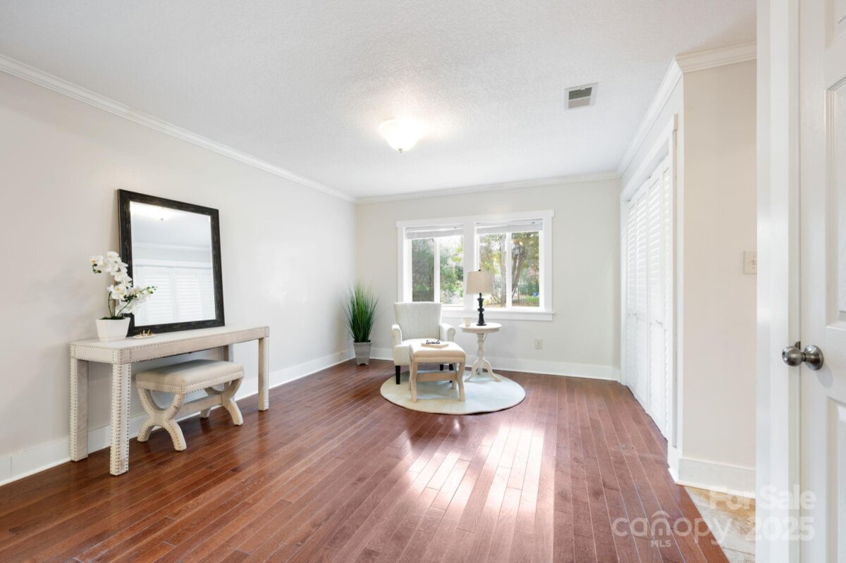 Fairview 22 4257767r