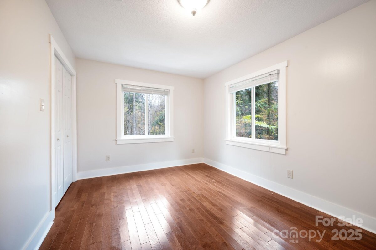 Fairview 25 4257767u