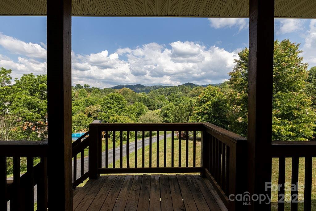 Weaverville 8 4275461h