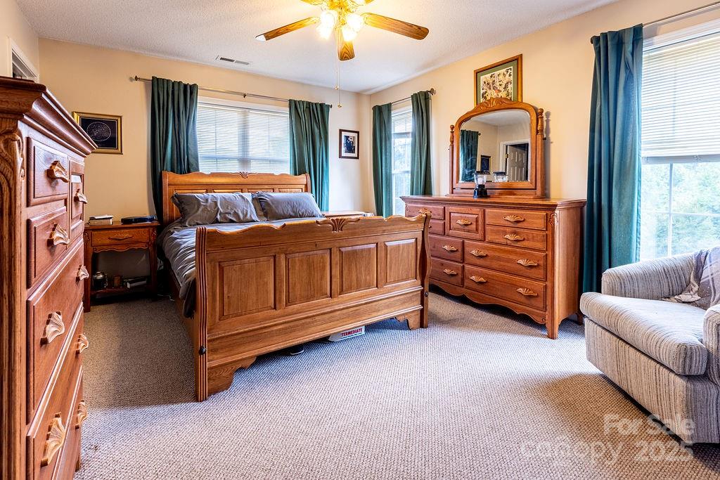 Weaverville 23 4275461w