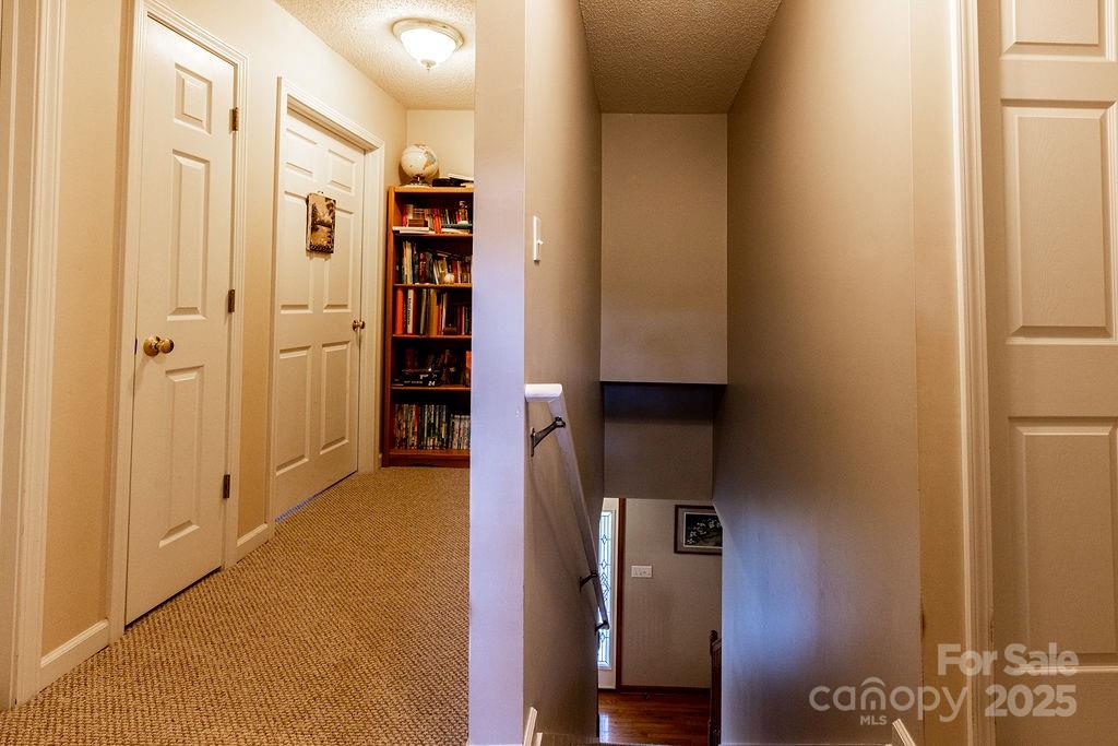 Weaverville 26 4275461z