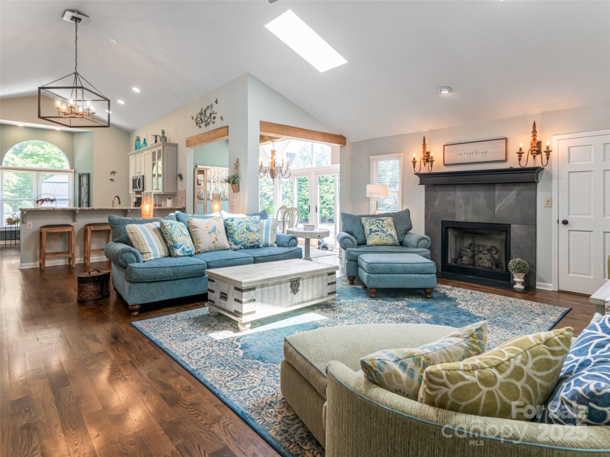 Avery Creek 8 4276364h