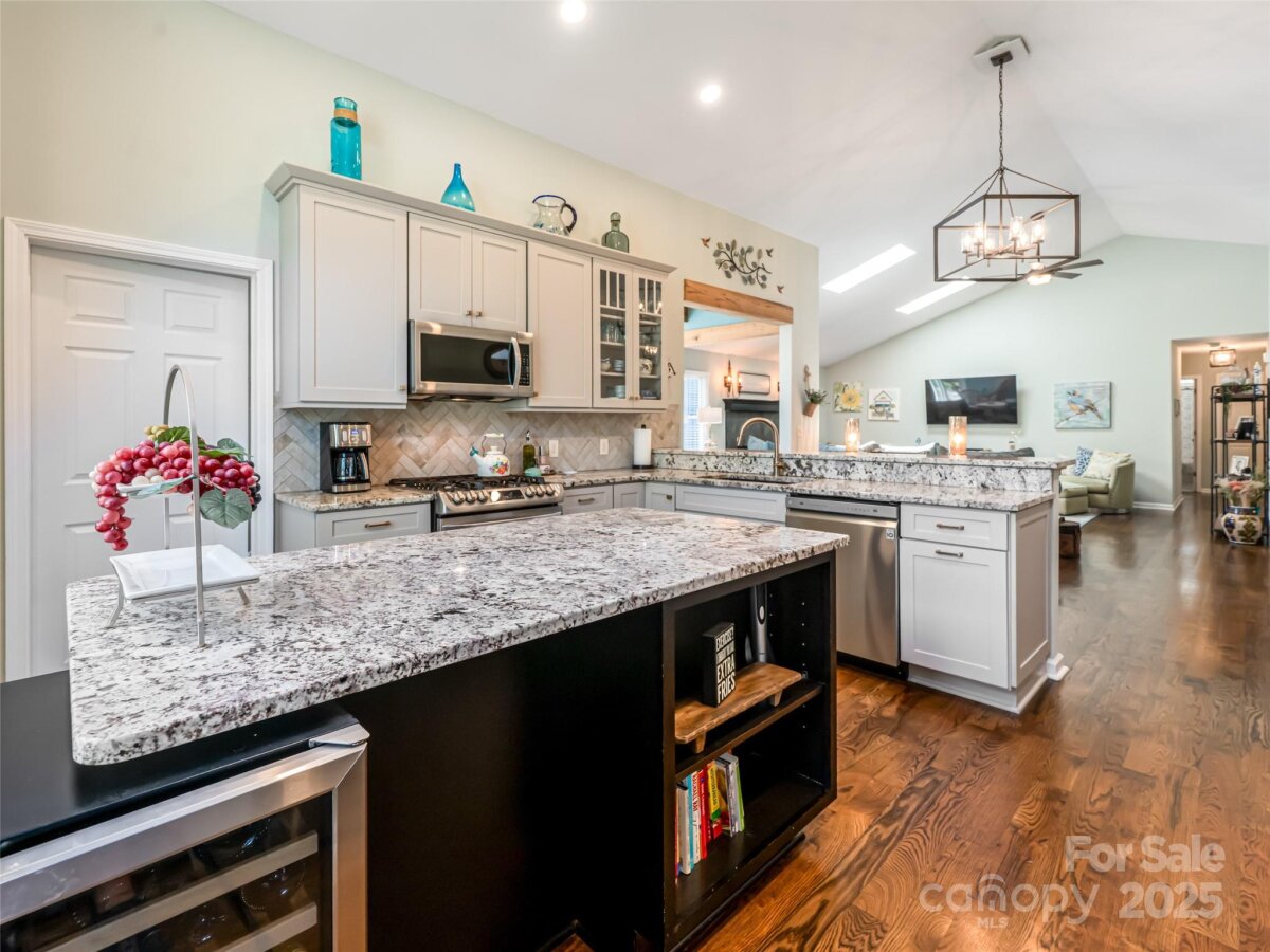 Avery Creek 17 4276364q