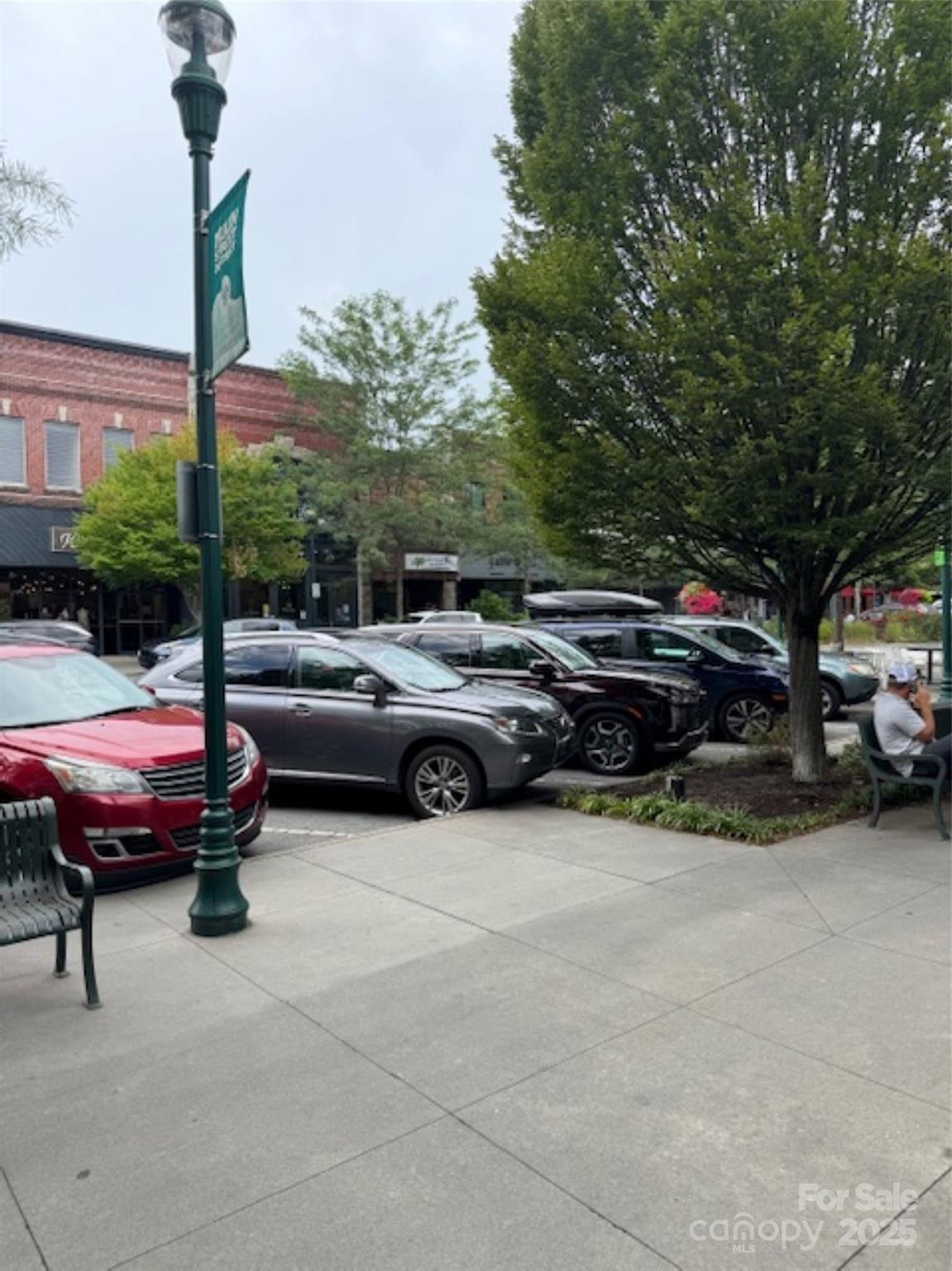 Hendersonville 6 4279968f