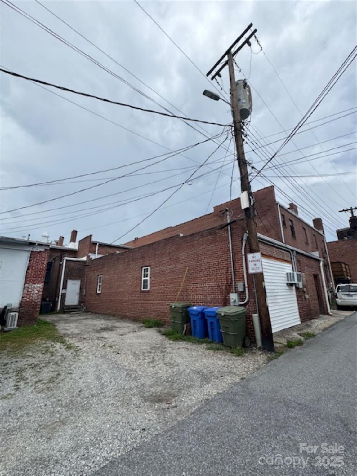 Hendersonville 10 4279968j