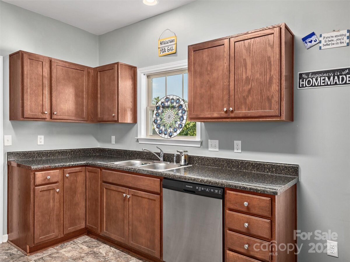 Weaverville 5 4279974e