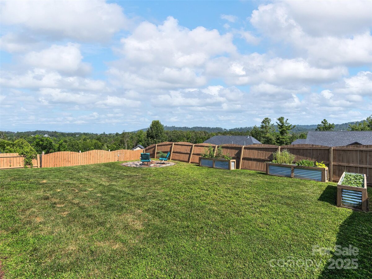 Weaverville 21 4279974u