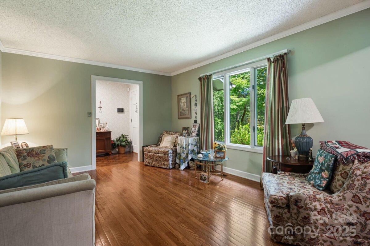 Avery Creek 8 4281049h