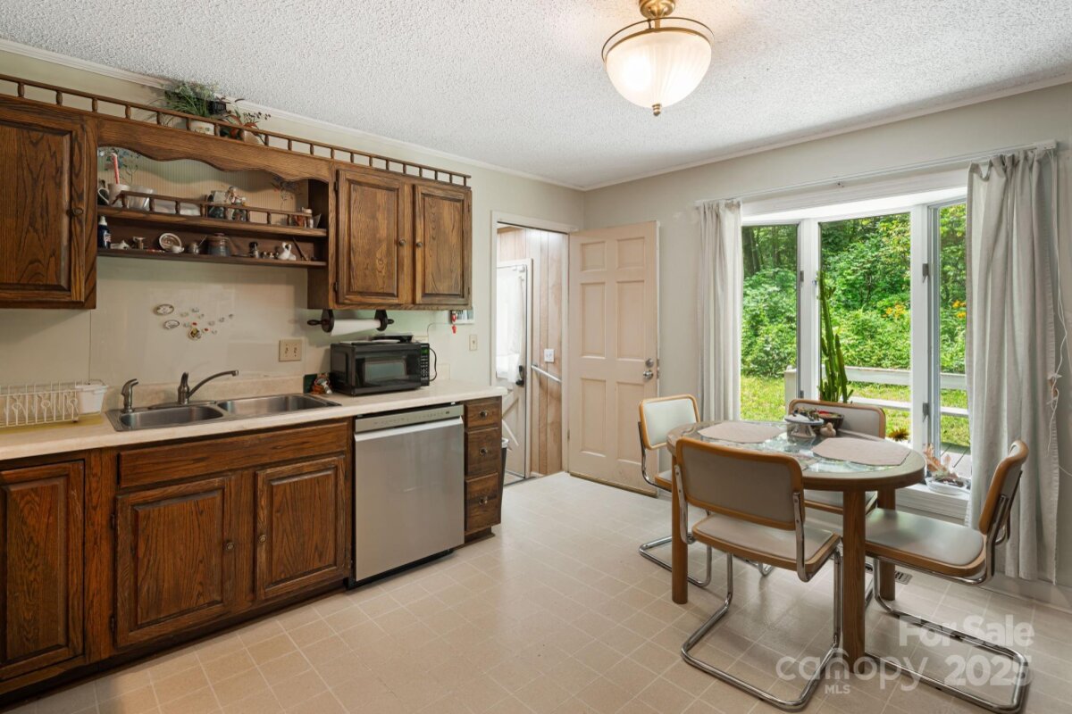 Avery Creek 12 4281049l