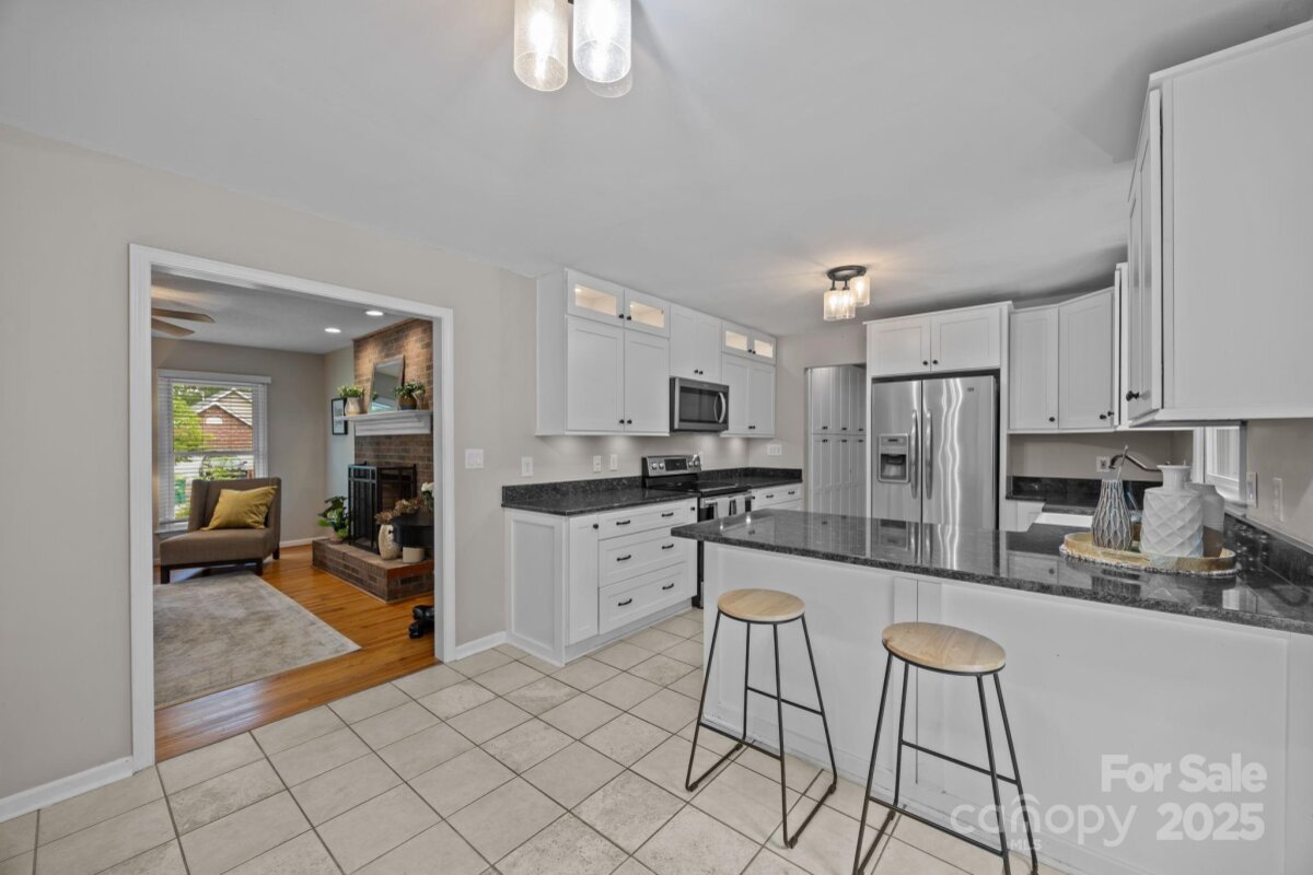 Avery Creek 15 4283858o