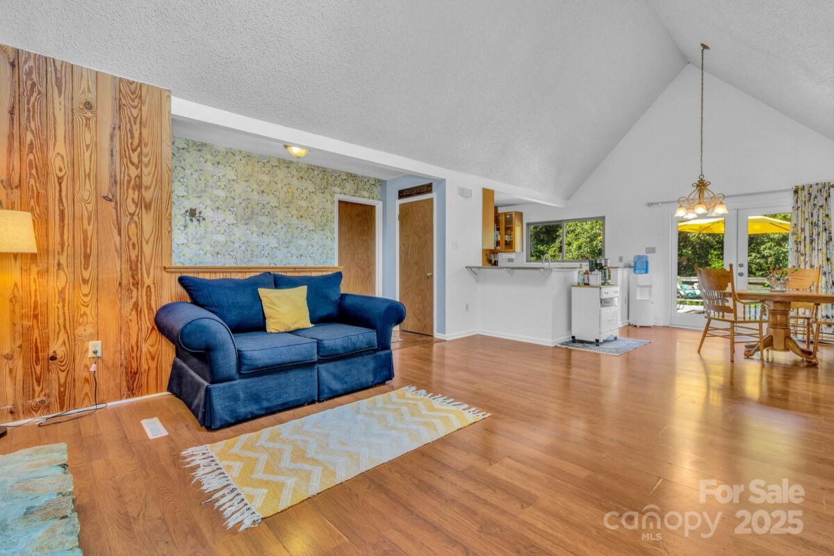 Avery Creek 8 4283962h