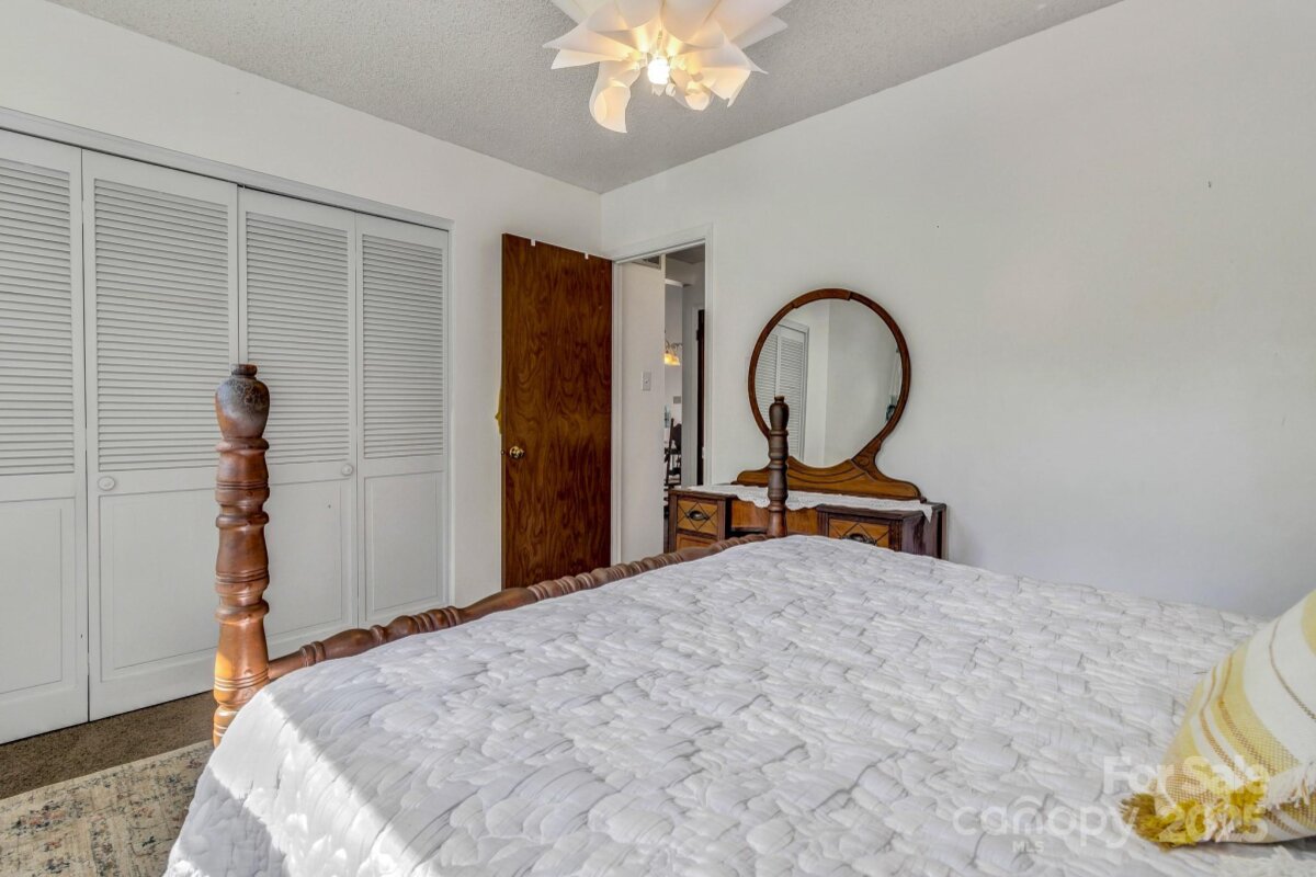 Avery Creek 23 4283962w