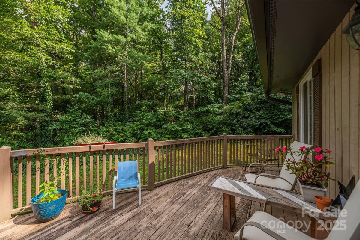 Avery Creek 2 4285866b