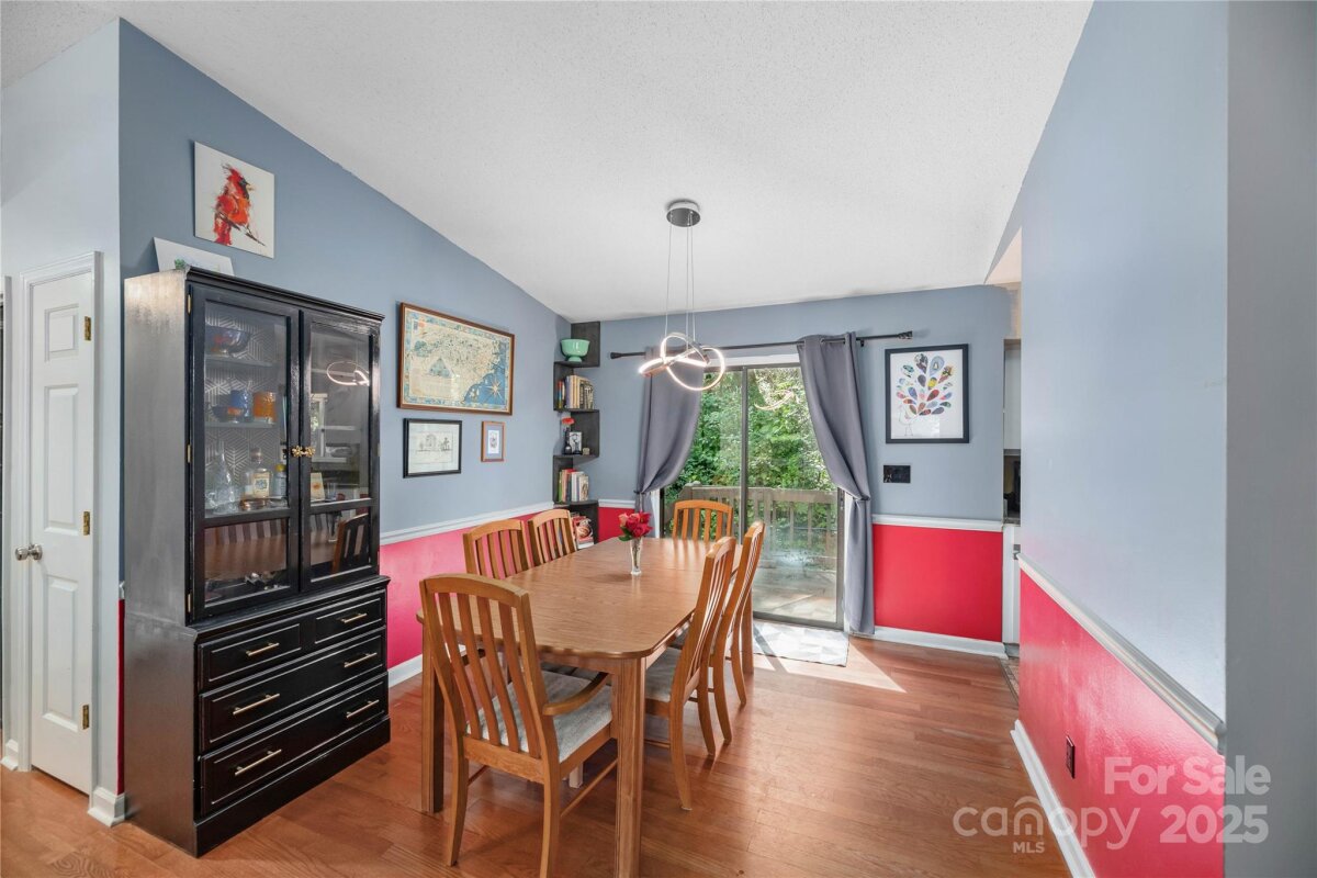 Avery Creek 7 4285866g