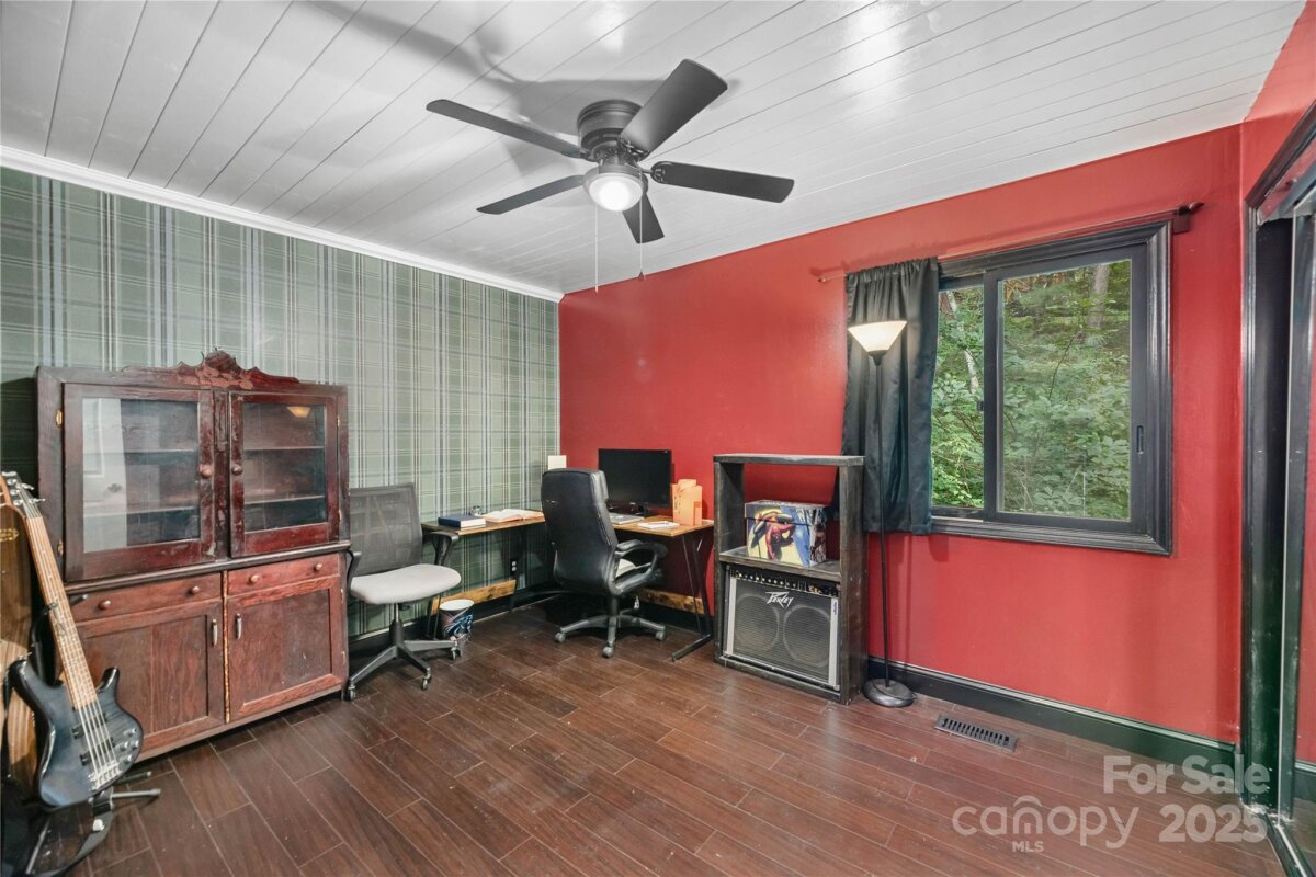 Avery Creek 12 4285866l