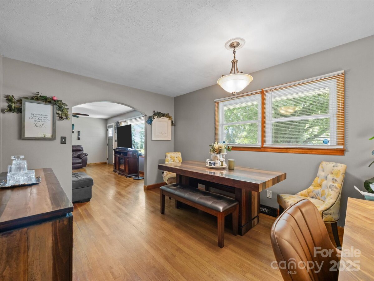 Avery Creek 12 4288417l