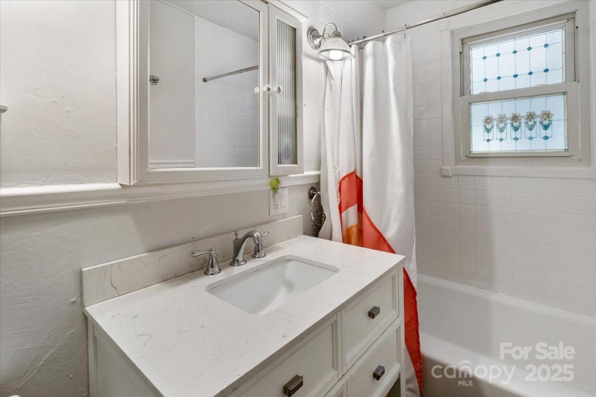 Avery Creek 16 4289304p