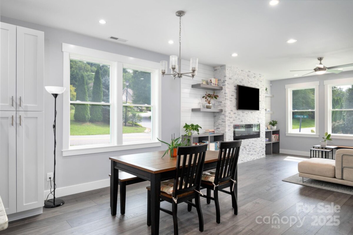 Avery Creek 5 4290066e