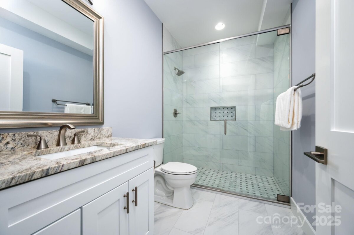 Avery Creek 15 4290066o