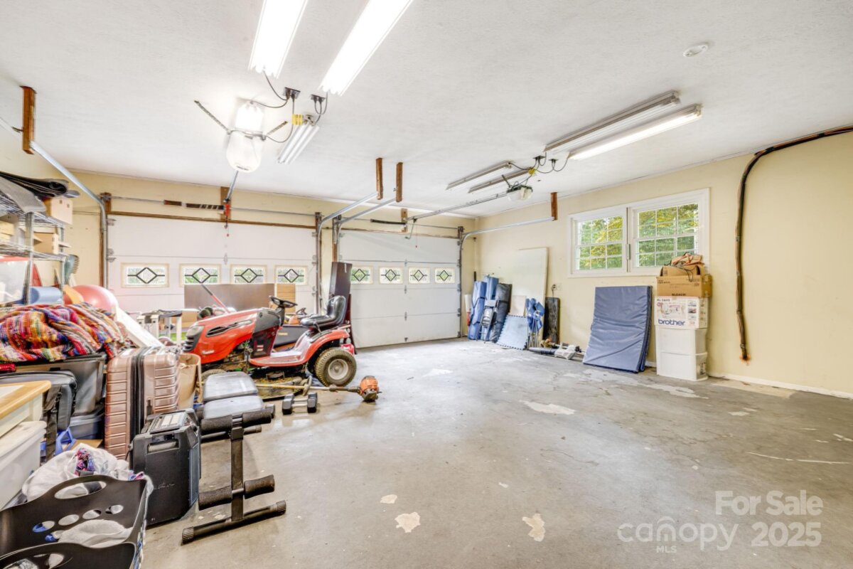 Avery Creek 15 4293144o