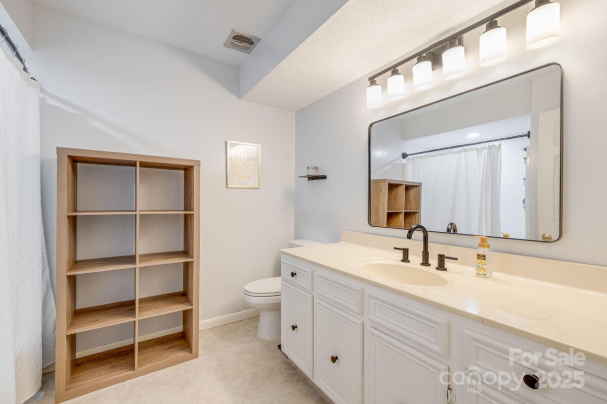 Avery Creek 18 4293144r