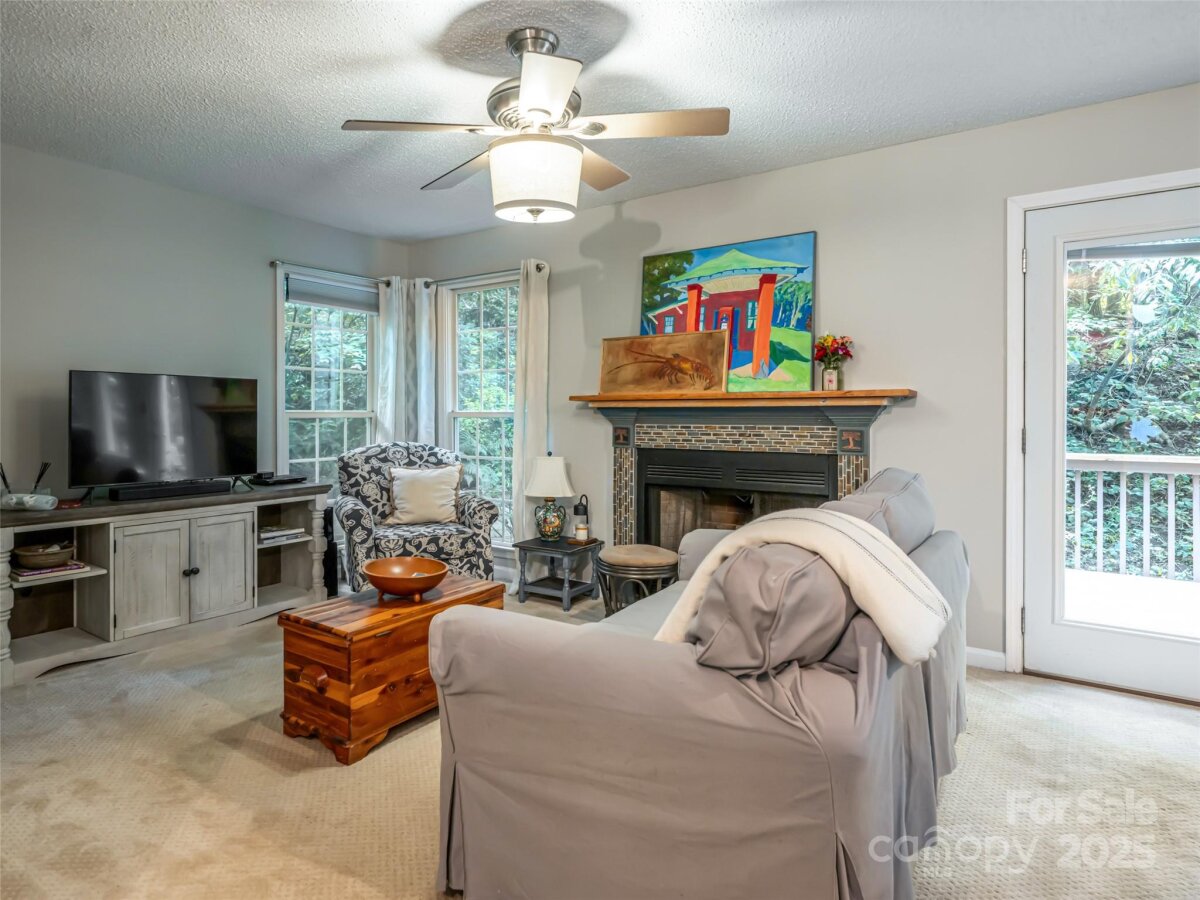 Avery Creek 10 4293165j