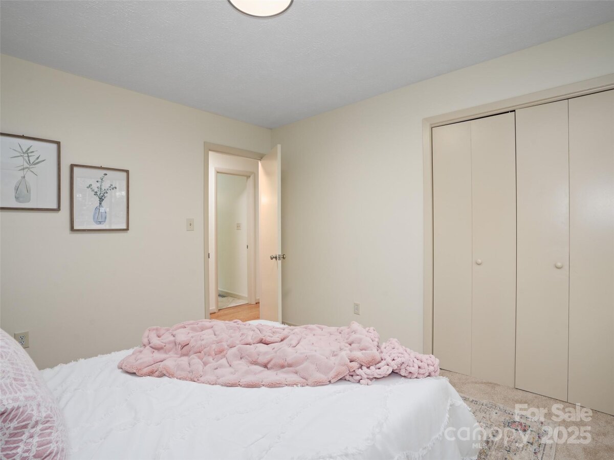 Avery Creek 19 4295273s