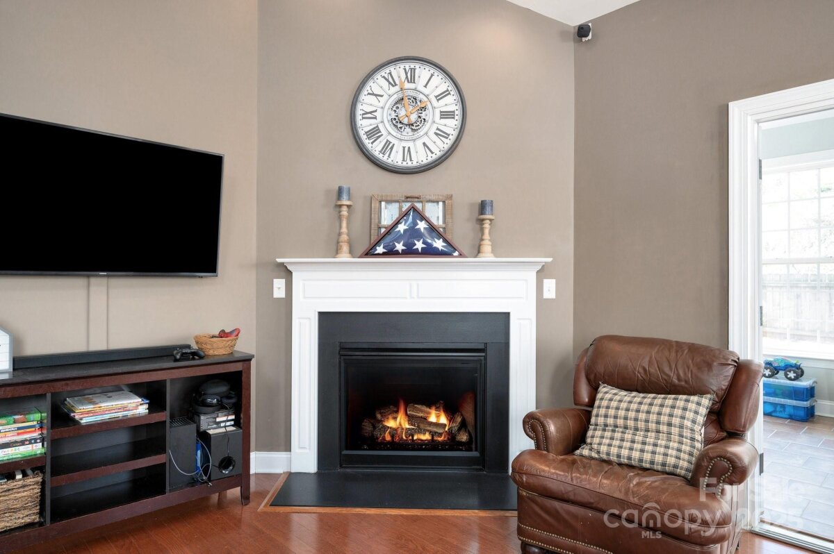 Avery Creek 7 4295929g