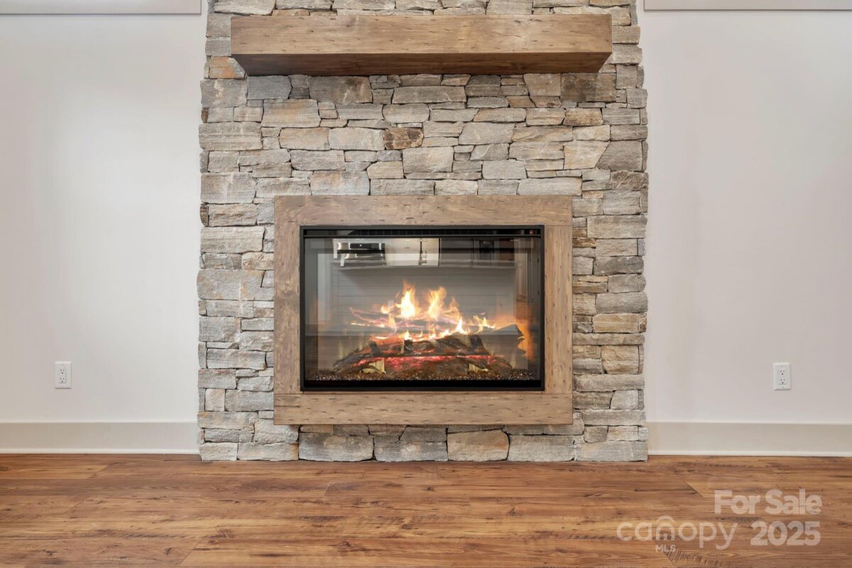 Avery Creek 5 4296217e