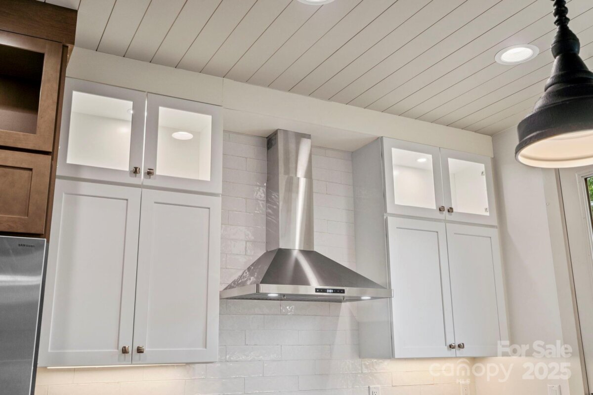 Avery Creek 12 4296217l