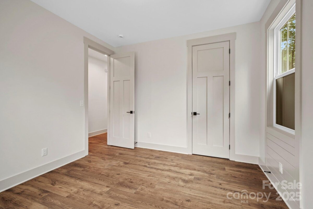 Avery Creek 25 4296217y