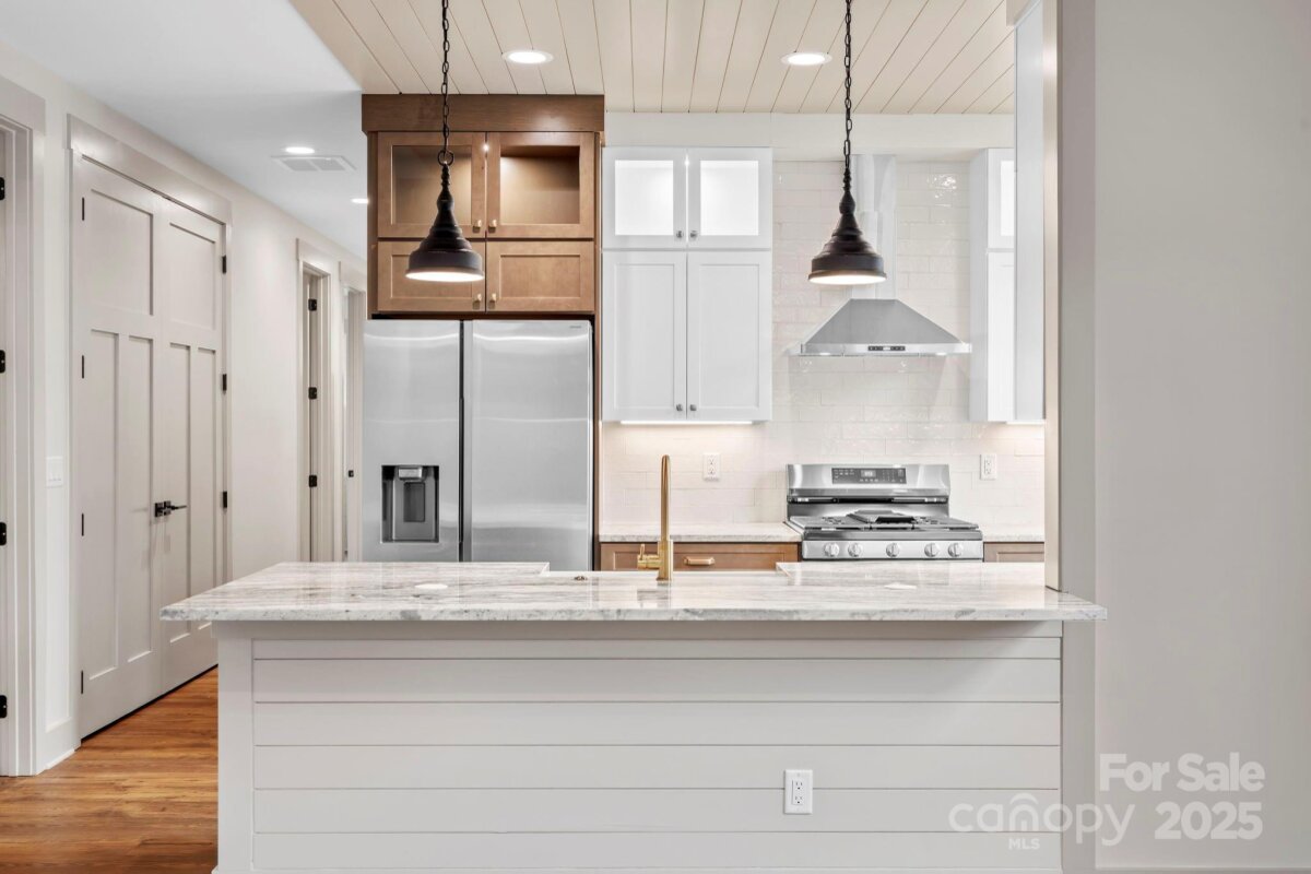 Avery Creek 8 4296825h