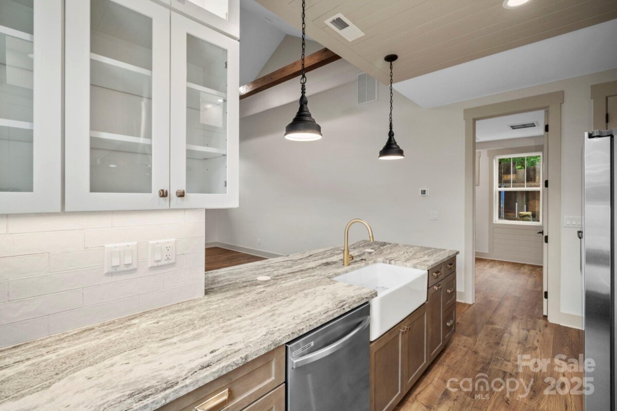 Avery Creek 13 4296825m