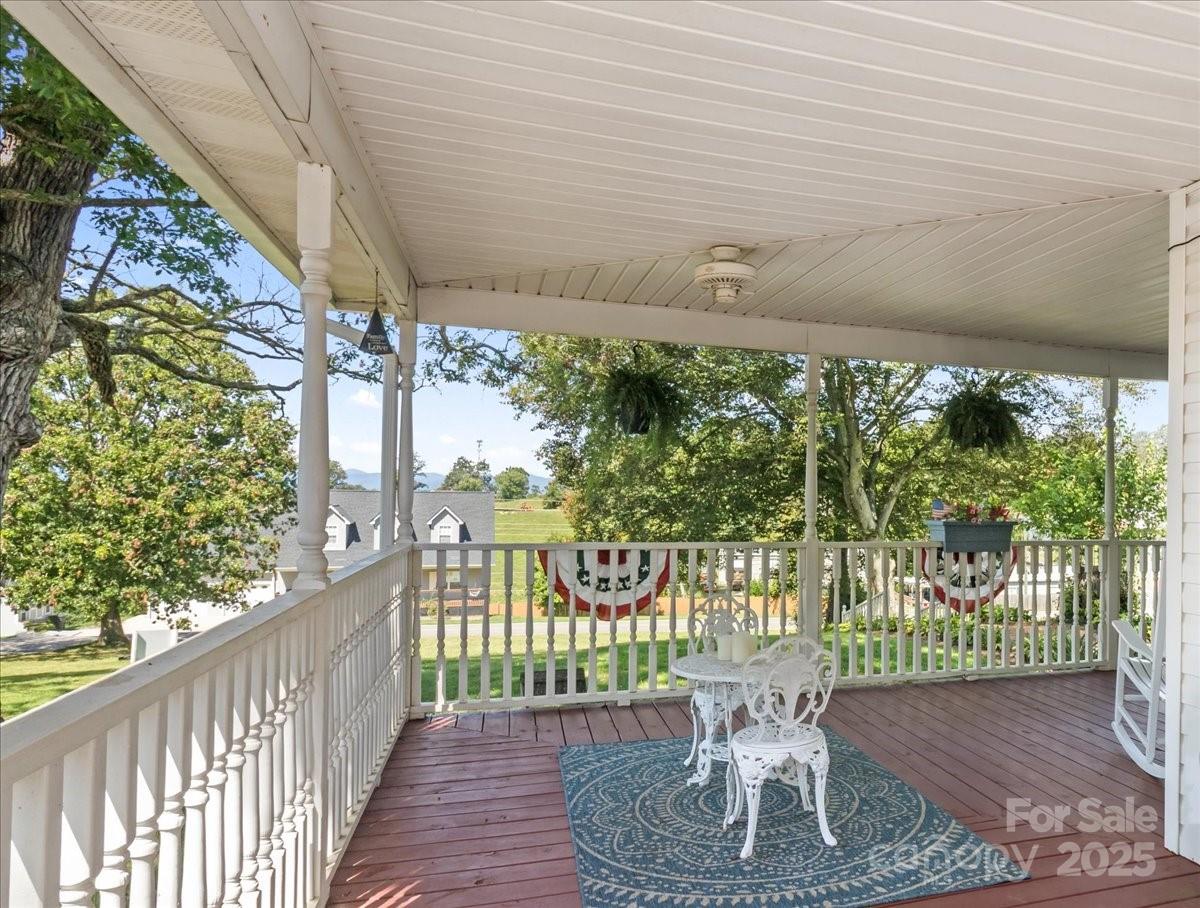 Weaverville 7 4296849g