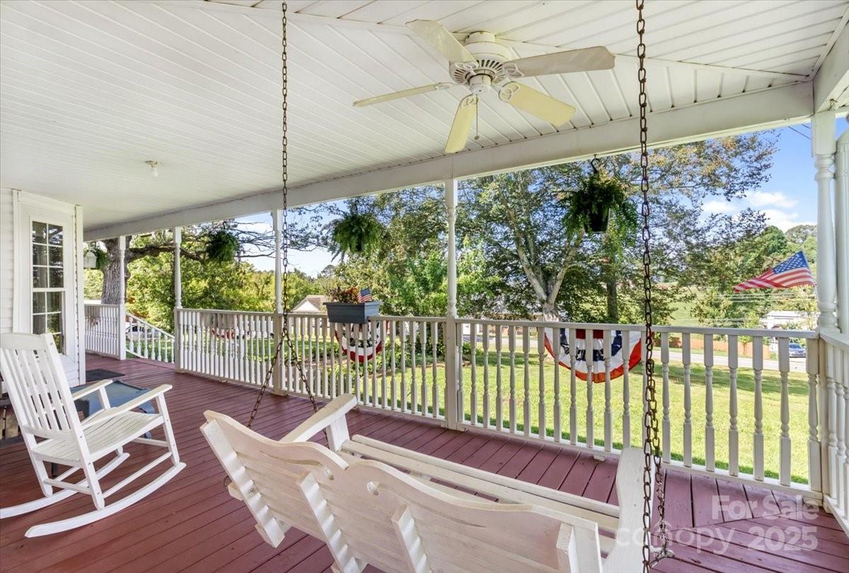 Weaverville 9 4296849i