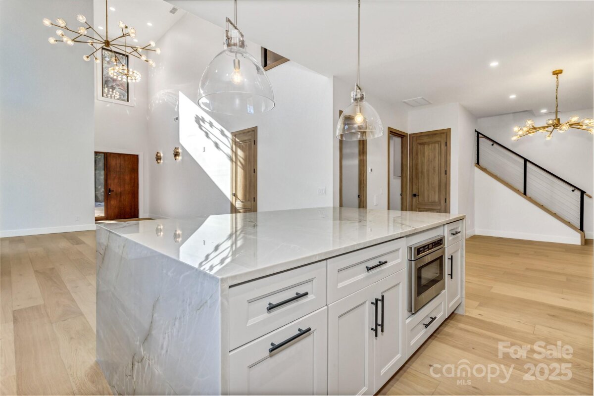 Avery Creek 12 4296930l