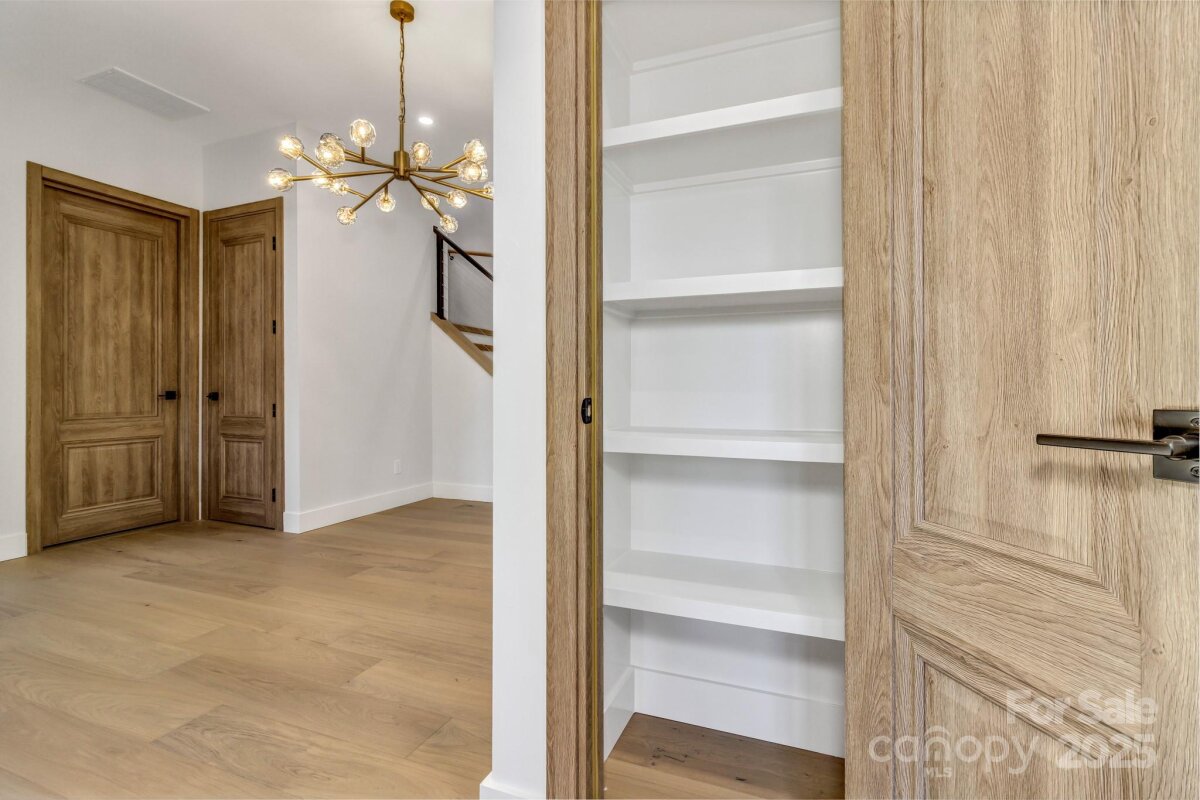 Avery Creek 16 4296930p