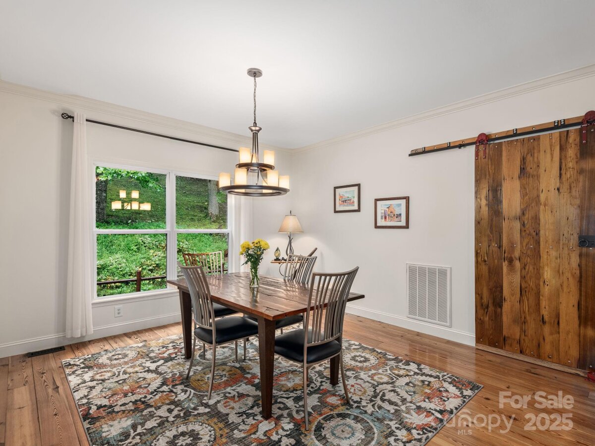 Weaverville 11 4297293k