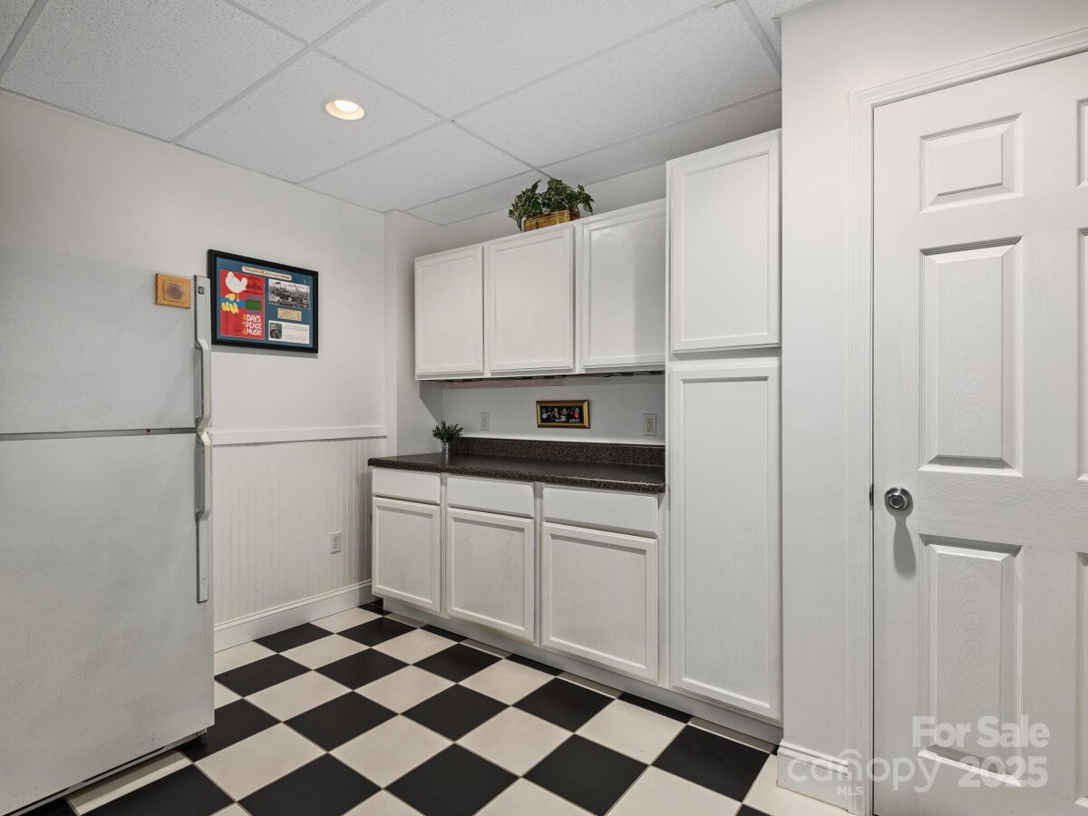 Weaverville 26 4297293z