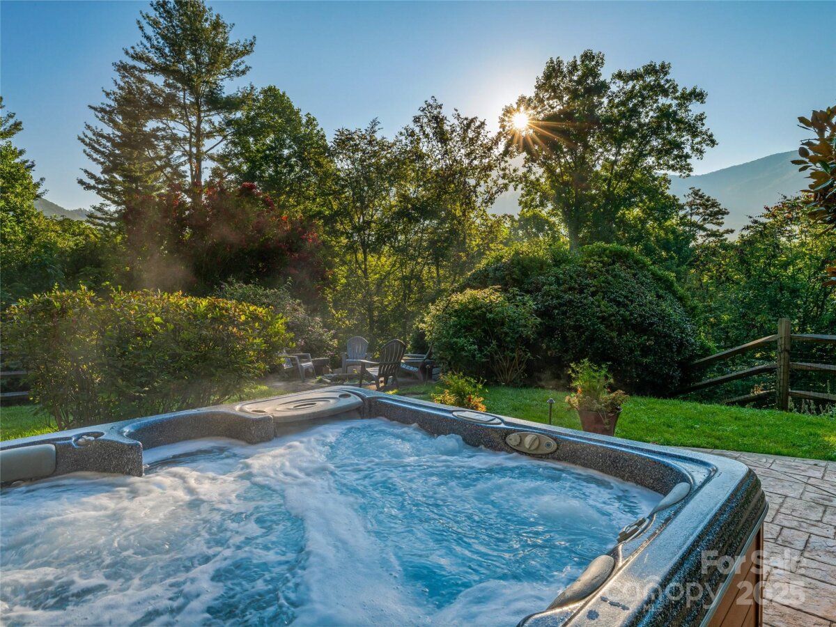 Weaverville 4 4299156d