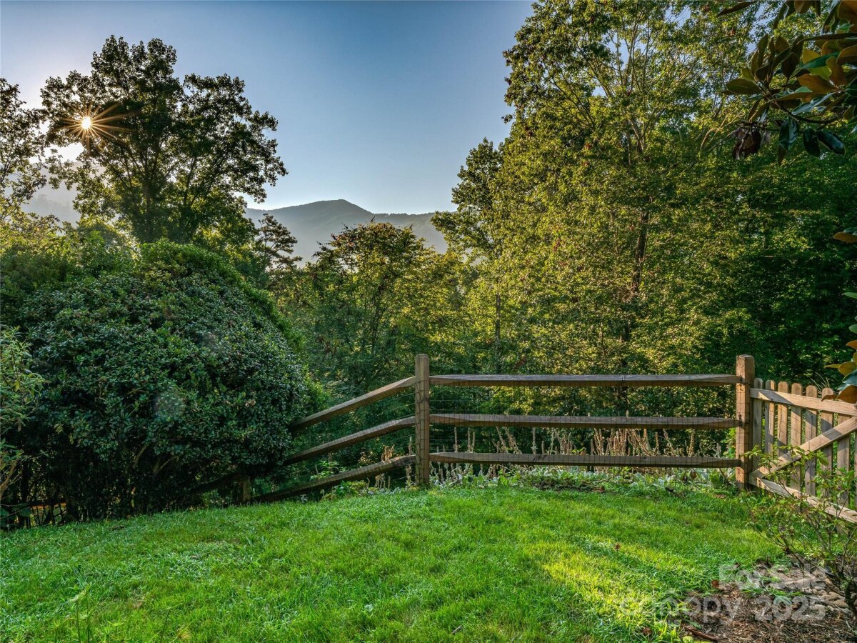 Weaverville 5 4299156e