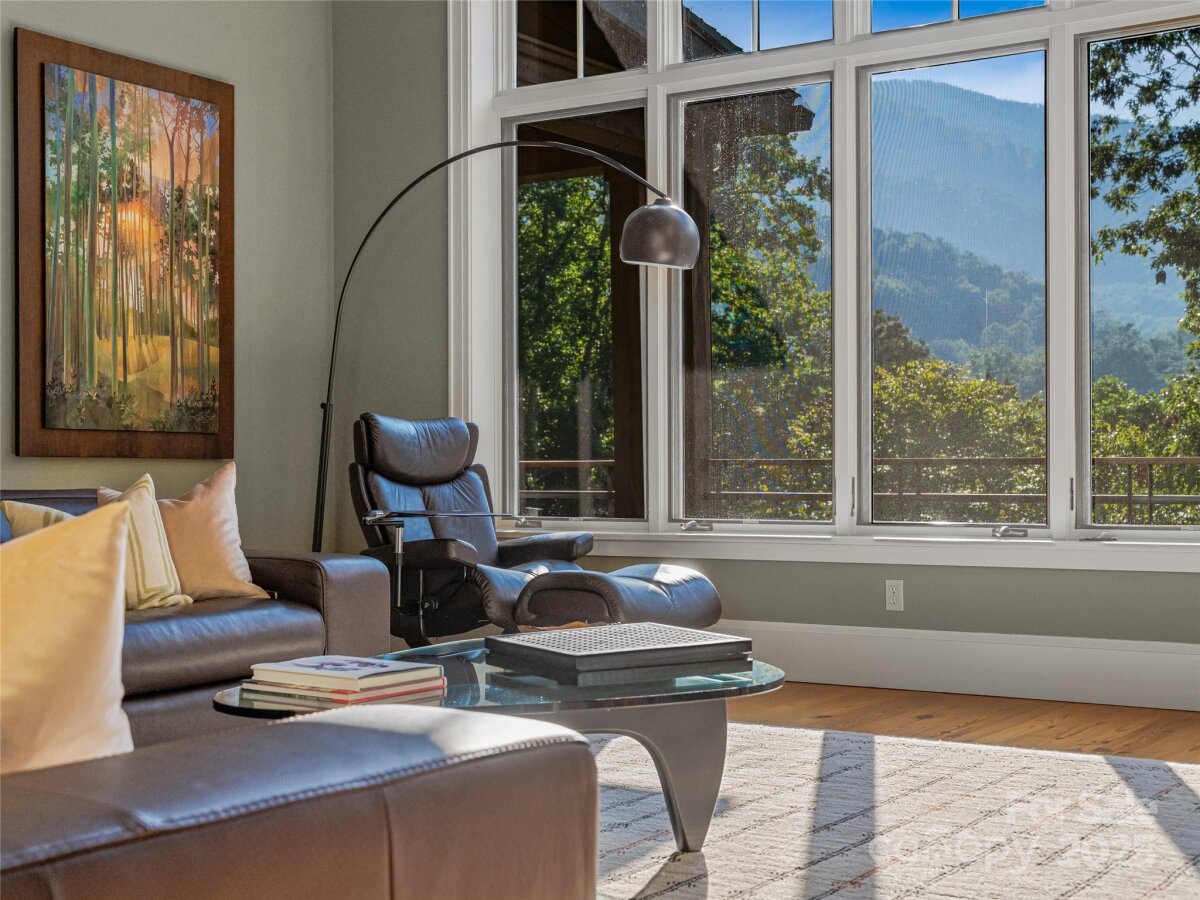 Weaverville 7 4299156g