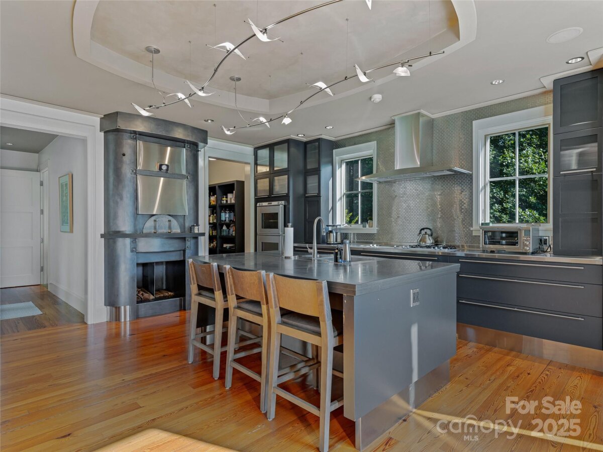 Weaverville 15 4299156o